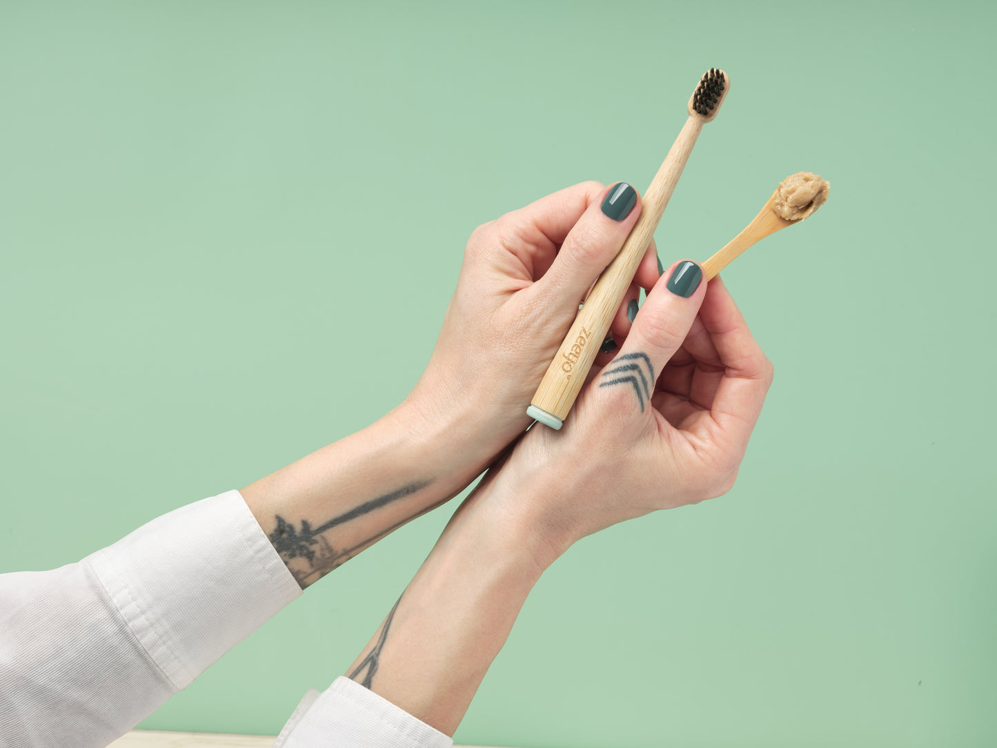 Zeeyo bamboo toothbrush